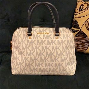 Michael Kors purse with adjustable strap